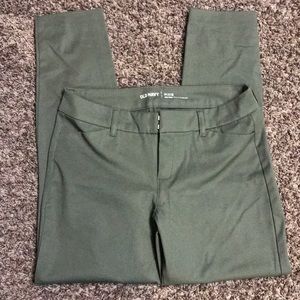 Old Navy Pixie Pant